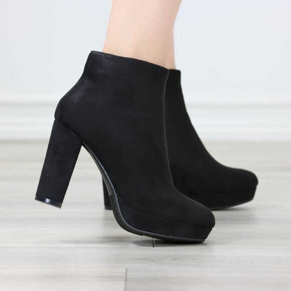 Black Faux Suede Platform High Heel Ankle Boots Zip Up - Picture 4 of 11